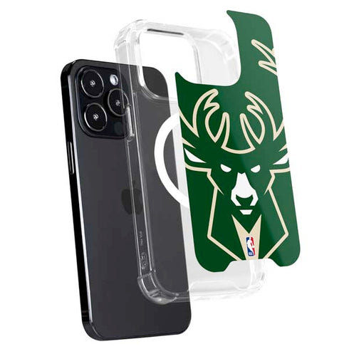 NBA Milwaukee Bucks Large Logo iPhone 15 Pro MagSafe Case