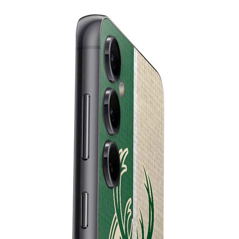 NBA Milwaukee Bucks Split Canvas Galaxy S23 FE Skin