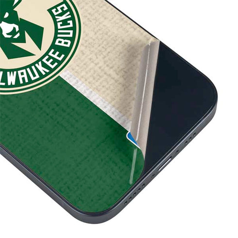 NBA Milwaukee Bucks Split Canvas iPhone 14 Plus Skin