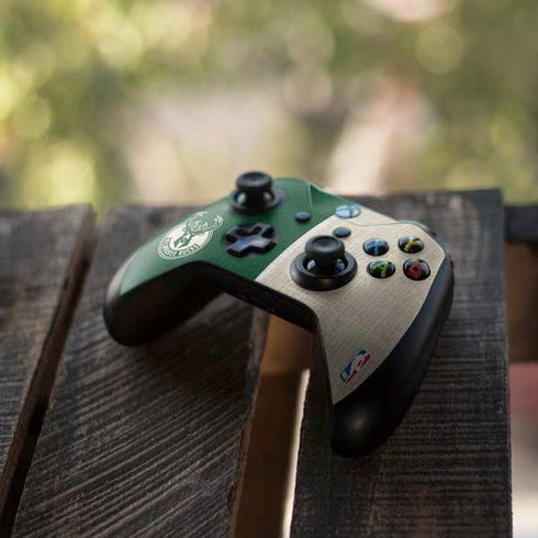 NBA Milwaukee Bucks Split Canvas Xbox One S Controller Skin