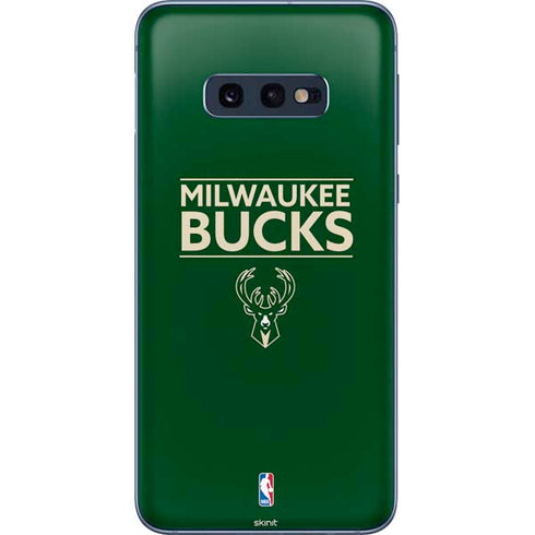 NBA Milwaukee Bucks Standard - Green Galaxy S10e Skin