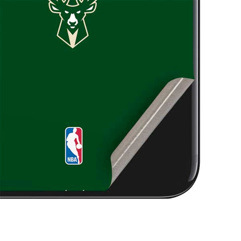 NBA Milwaukee Bucks Standard - Green iPhone SE (2nd & 3rd Gen) Skin
