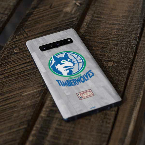 NBA Minnesota Timberwolves Hardwood Classics Galaxy S10 Skin