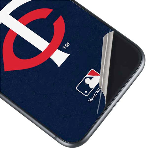MLB Minnesota Twins - Solid Distressed iPhone 11 Skin