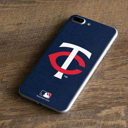 MLB Minnesota Twins - Solid Distressed iPhone 8 Plus Skin