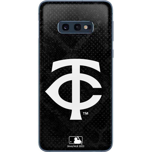MLB Minnesota Twins Dark Wash Galaxy S10e Skin