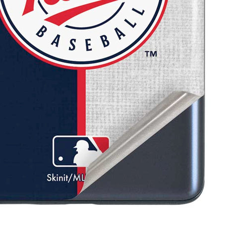 MLB Minnesota Twins Split Galaxy S20 Fan Edition Skin