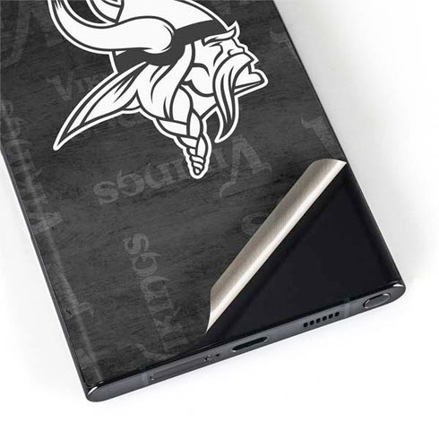 NFL Minnesota Vikings Black & White Galaxy S22 Ultra Skin