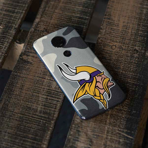 NFL Minnesota Vikings Camo Moto E5 Plus Skin