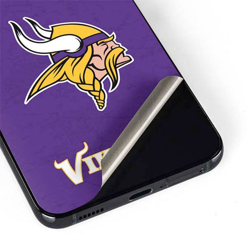 NFL Minnesota Vikings Distressed Galaxy S22 Plus Skin