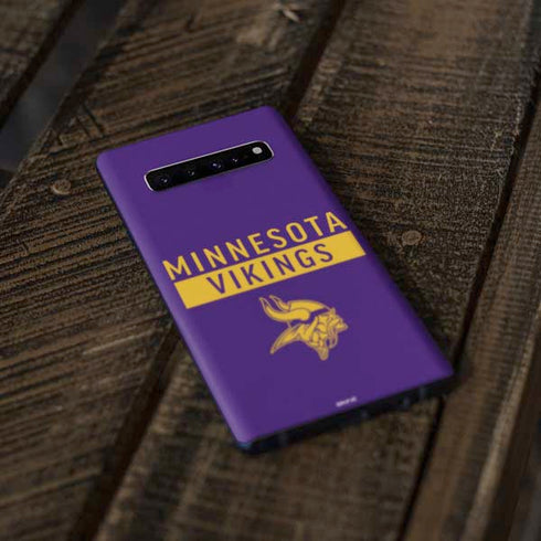 NFL Minnesota Vikings Purple Performance Series Galaxy S10 Plus Skin