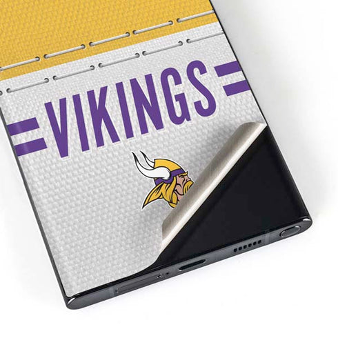 NFL Minnesota Vikings White Striped Galaxy S23 Ultra Skin