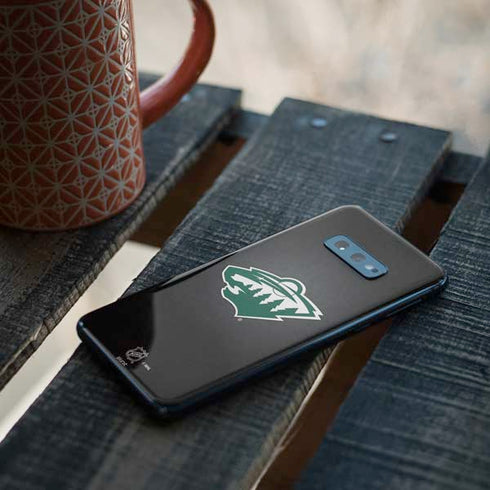 NHL Minnesota Wild Black Background Galaxy S10e Skin