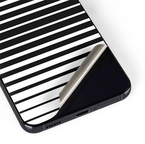 Modern Stripes Galaxy S22 Skin