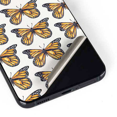 Cat Coq Monarch Butterflies Galaxy S22 Skin
