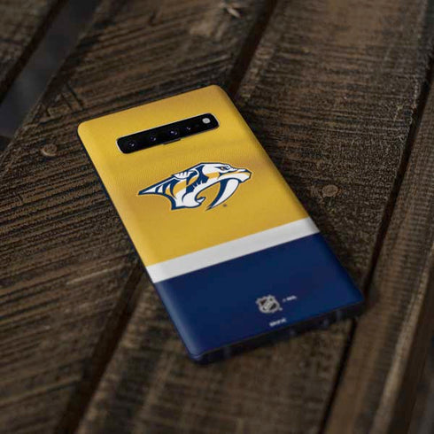 NHL Nashville Predators Alternate Jersey Galaxy S10 Skin