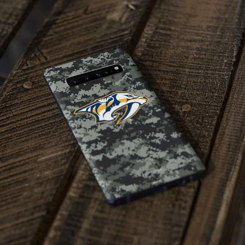 NHL Nashville Predators Camo Galaxy S10 Plus Skin