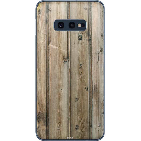 Natural Weathered Wood Galaxy S10e Skin
