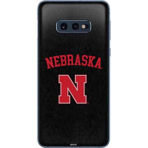 University of Nebraska Collegiate Text Black Galaxy S10e Skin