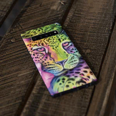 Neon Rainbow Cheetah with Rose by Sheena Pike Galaxy S10 Skin