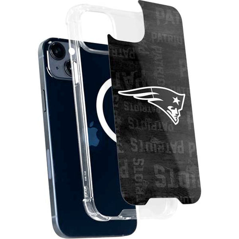 NFL New England Patriots Black & White iPhone 15 Plus MagSafe Case