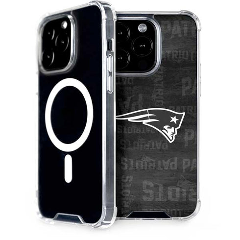 NFL New England Patriots Black & White iPhone 15 Pro MagSafe Case