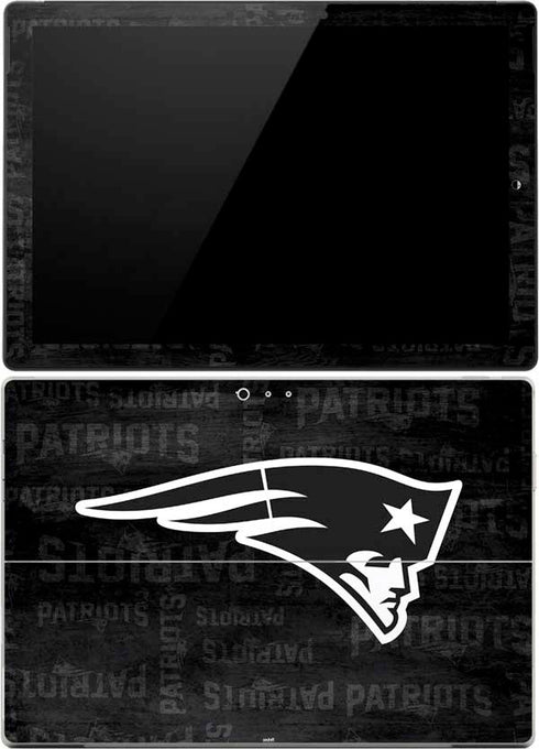 NFL New England Patriots Black & White Surface Pro (2017) Skin