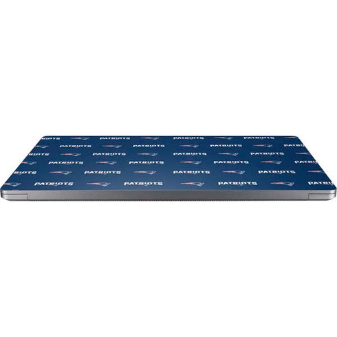 NFL New England Patriots Blitz Series Universal Laptop 16.6in (13.4 x 9.7in) Skin