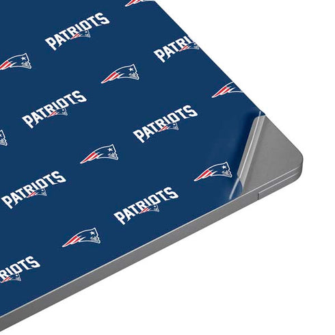 NFL New England Patriots Blitz Series Universal Laptop 16in (13 x 9.4in) Skin