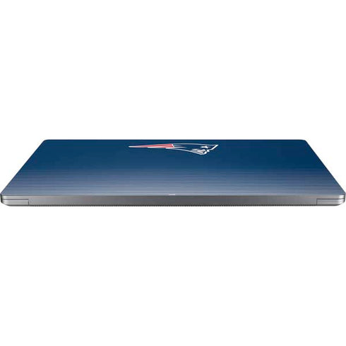 NFL New England Patriots Breakaway Universal Laptop 16.6in (13.4 x 9.7in) Skin