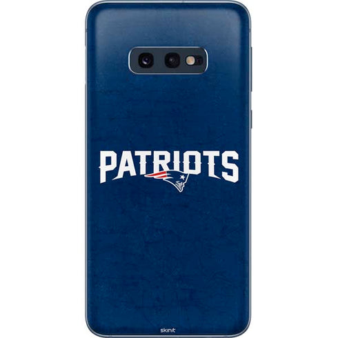 NFL New England Patriots Distressed Galaxy S10e Skin