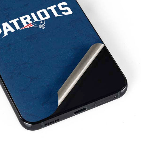 NFL New England Patriots Distressed Galaxy S22 Plus Skin