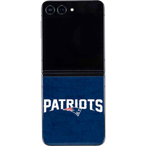 NFL New England Patriots Distressed Galaxy Z Flip5 5G Skin
