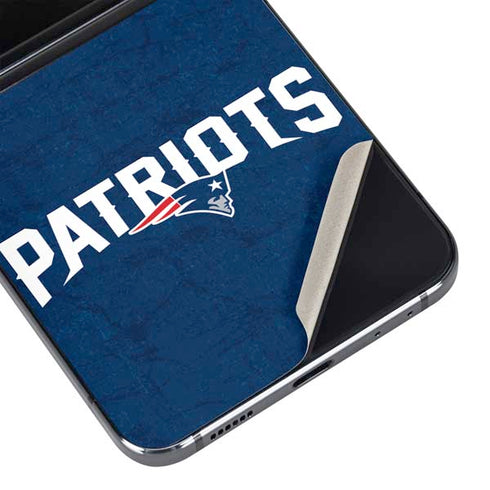 NFL New England Patriots Distressed Galaxy Z Flip5 5G Skin