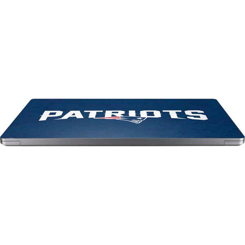 NFL New England Patriots Distressed Universal Laptop 16.6in (13.4 x 9.7in) Skin