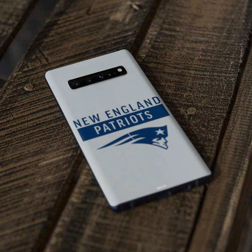 NFL New England Patriots Grey Performance Series Galaxy S10 Plus Skin