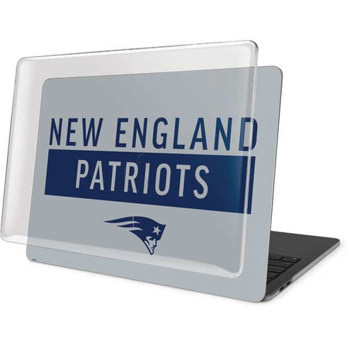 NFL New England Patriots Grey Performance Series MacBook Pro 13in (2020) Case plus Skin