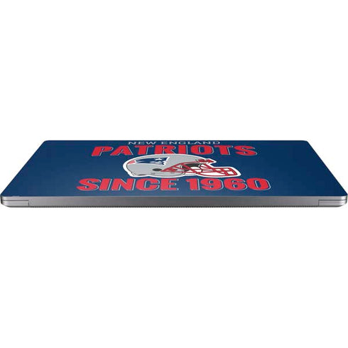 NFL New England Patriots Helmet Universal Laptop 15in (12.2 x 8.8in) Skin