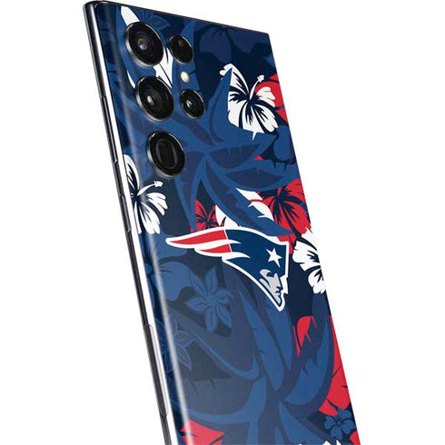 NFL New England Patriots Tropical Print Galaxy S22 Ultra Skin