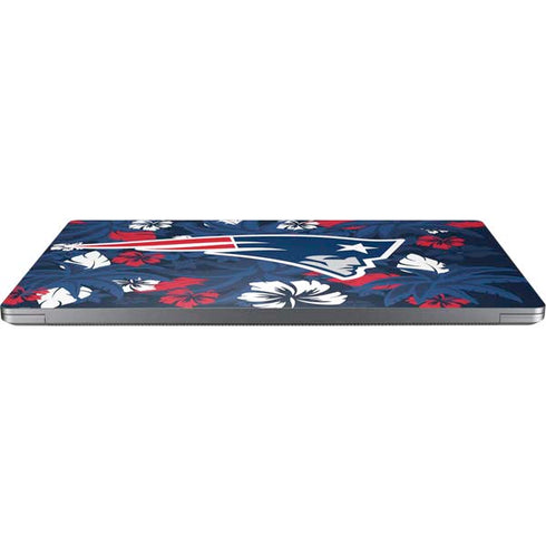 NFL New England Patriots Tropical Print Universal Laptop 16in (13 x 9.4in) Skin
