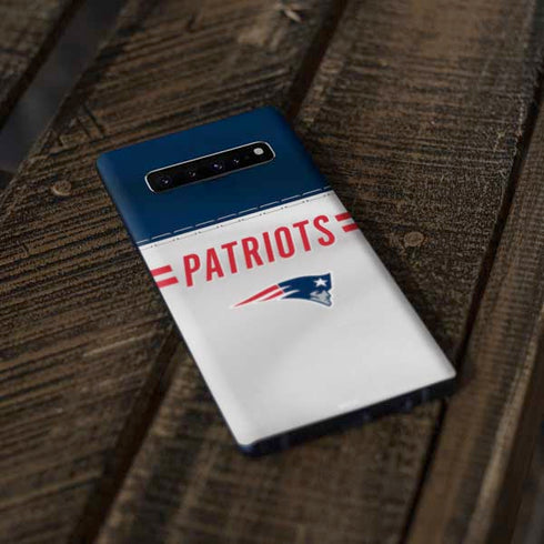 NFL New England Patriots White Striped Galaxy S10 Plus Skin