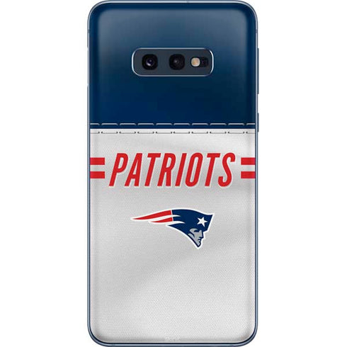 NFL New England Patriots White Striped Galaxy S10e Skin