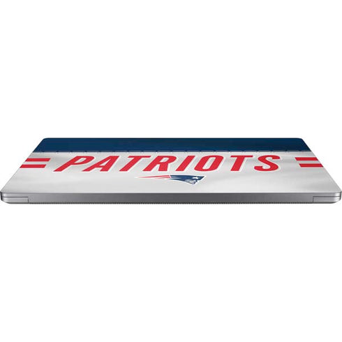 NFL New England Patriots White Striped Universal Laptop 17in (13.8 x 10in) Skin