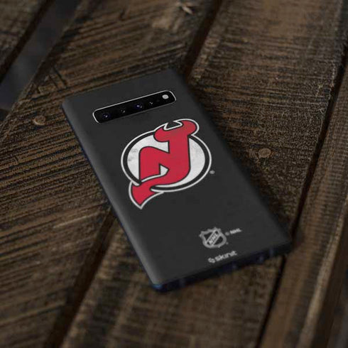 NHL New Jersey Devils Distressed Galaxy S10 Skin