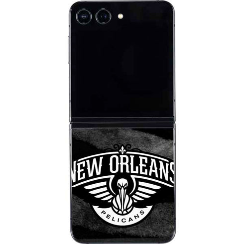 NBA New Orleans Pelicans Black Animal Print Galaxy Z Flip5 5G Skin