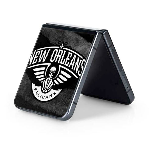 NBA New Orleans Pelicans Black Animal Print Galaxy Z Flip5 5G Skin