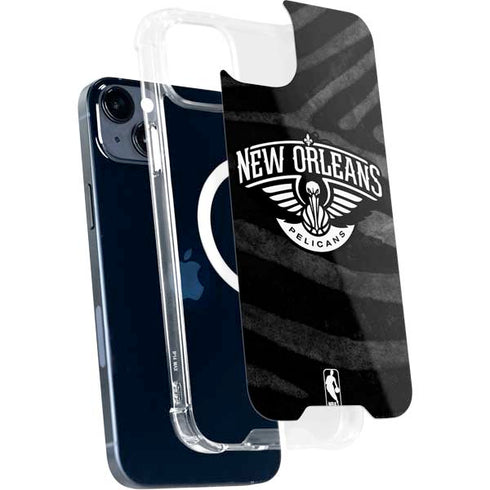 NBA New Orleans Pelicans Black Animal Print iPhone 15 Plus MagSafe Case