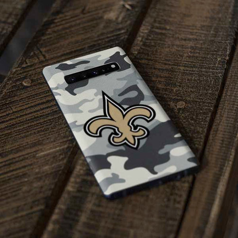 NFL New Orleans Saints Camo Galaxy S10 Plus Skin