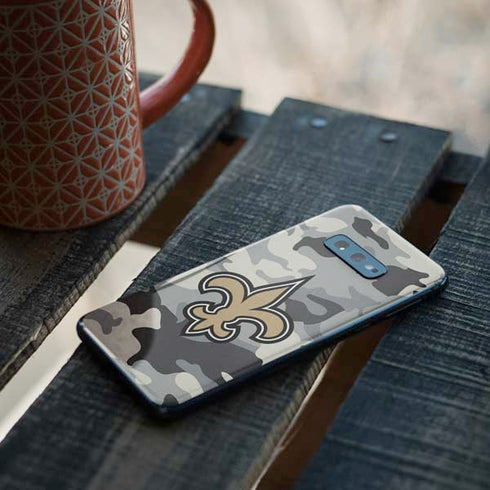 NFL New Orleans Saints Camo Galaxy S10e Skin