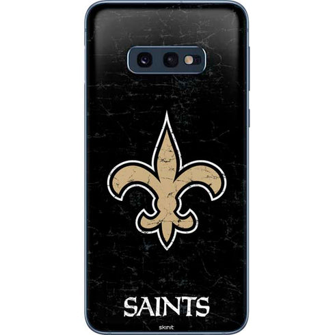 NFL New Orleans Saints Distressed Galaxy S10e Skin